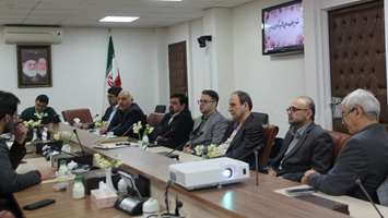 برگزاری نشست صمیمی رؤسای دانشکده‌ها در دانشکده پیراپزشکی با تأکید بر هم‌افزایی فرهنگی و دانشجویی 