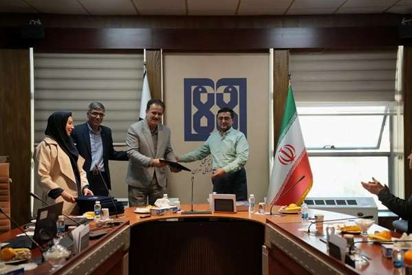 تجلیل از دستاوردهای بین‌المللی دانشکده پیراپزشکی در نشست مدیران حوزه بین‌الملل