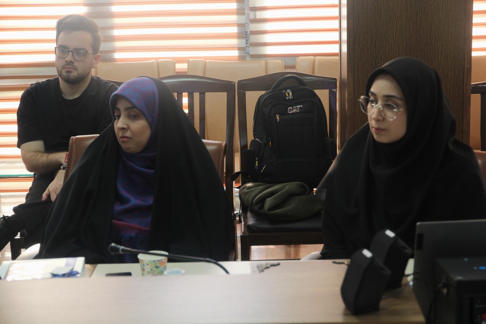 دفاع از پایان نامه حدیثه غدیری دانشجوی مقطع کارشناسی ارشد مدیریت فناوری اطلاعات سلامت