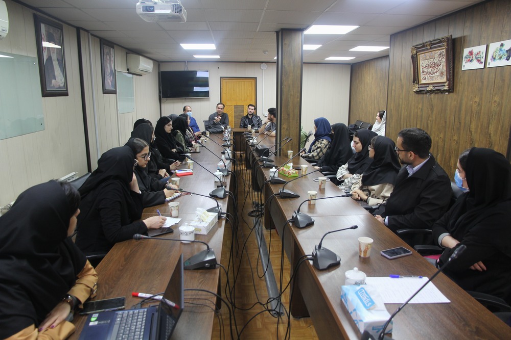 برگزاری جلسه نشست مدیر دفتر توسعه دانشکده پیراپزشکی با اعضای دفتر توسعه آموزش دانشجویی شنبه ۲۲ آذر ۱۴۰۴