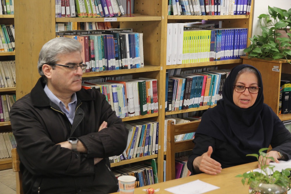 برگزاری دورهمی معرفی و بررسی کتاب «مدیریت اطلاعات بهداشتی درمانی» در کتابخانه دانشکده