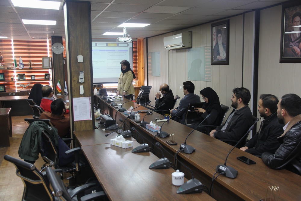 برگزاری ژورنال کلاب گروه آموزشی رادیولوژی و رادیوتراپی با ارائه یسری شفیعی