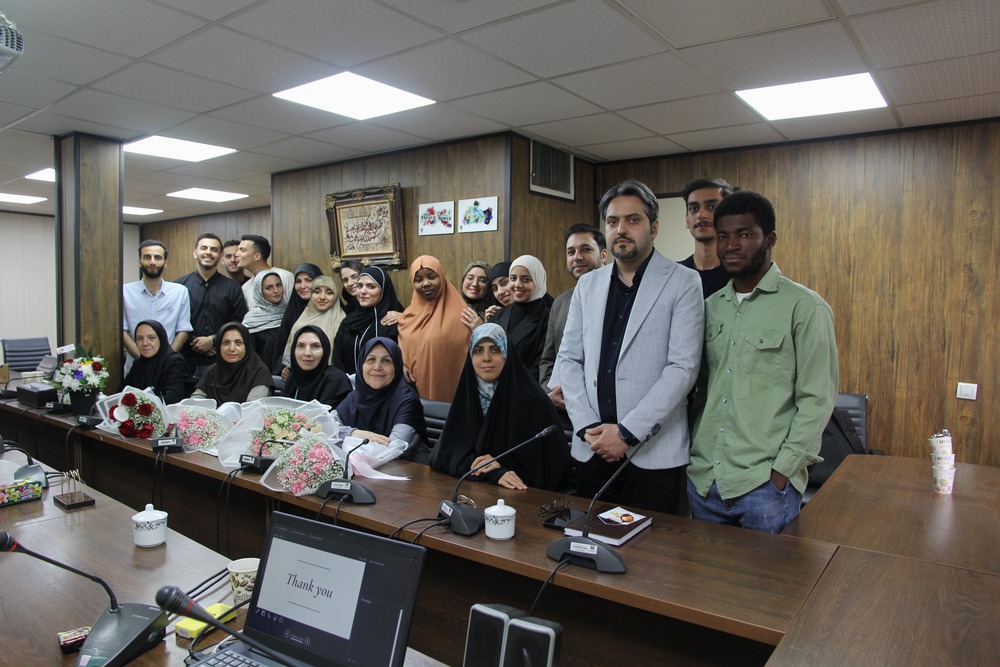 برگزاری سمینارهای علمی دانشجویان بین‌الملل به زبان انگلیسی
