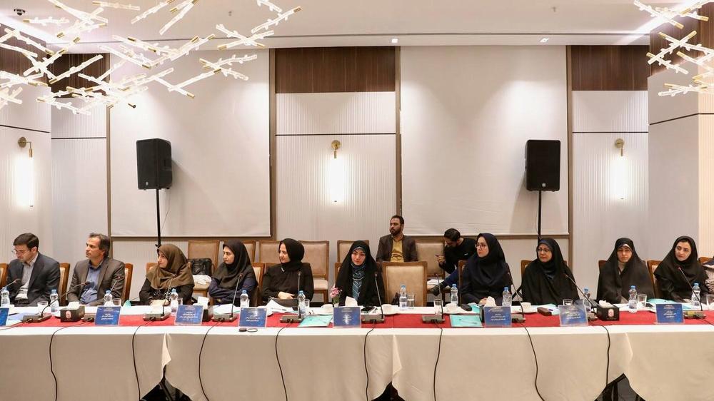 حضور اساتید گروه کتابداری دانشکده پیراپزشکی در نشست هم‌اندیشی دبیرکل نهاد کتابخانه‌های عمومی کشور با استادان دانشگاه‌های تهران