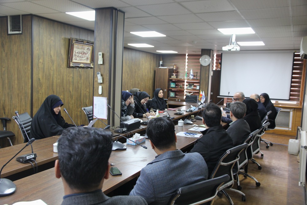 برگزاری سلسله جلسات هم‌اندیشی معاون پژوهشی با گروه‌های آموزشی در دانشکده پیراپزشکی