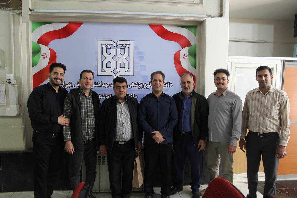 دکتر صفدری: پویایی محیط علمی مرهون زحمات شماست.
